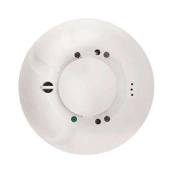 System Sensor COSMO-2W i4 Series combination carbon monoxide and smoke detector with digital display and test button.